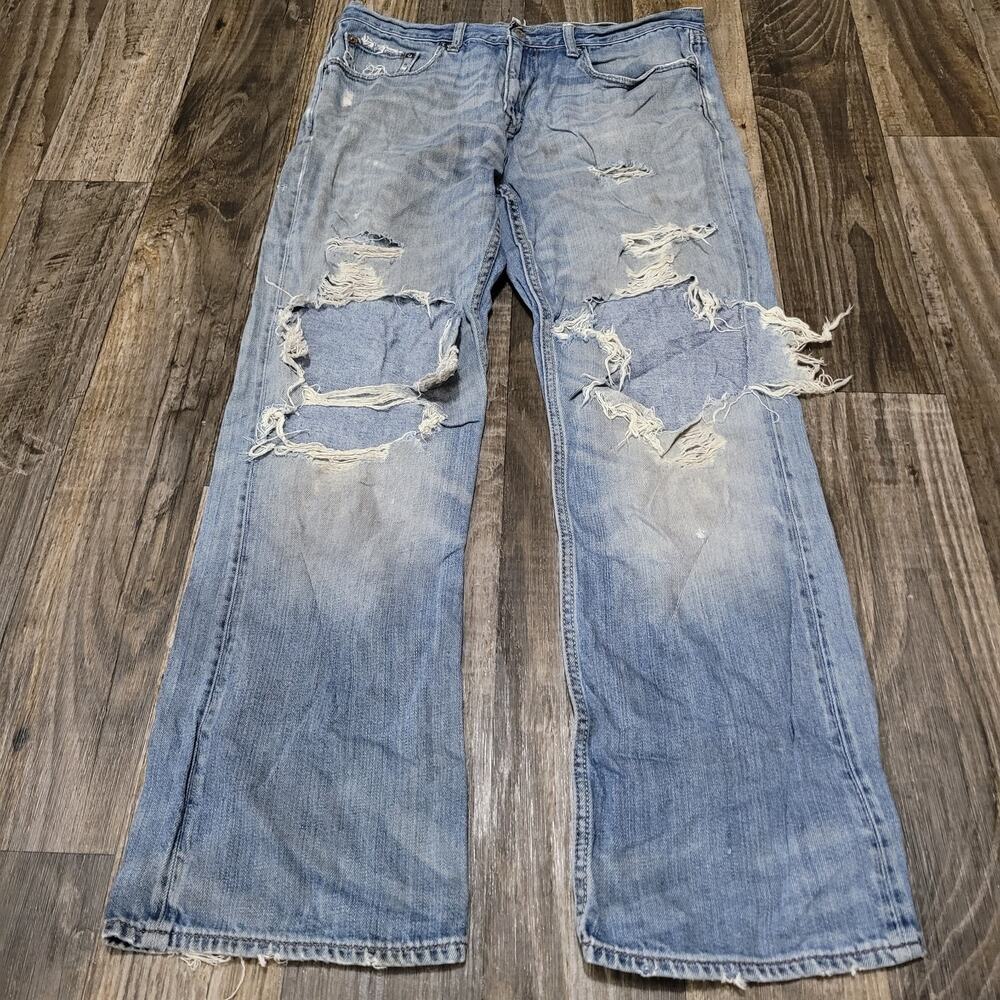Banana Republic Jeans Mens 33x30 Blue Denim Classic Distressed Wash